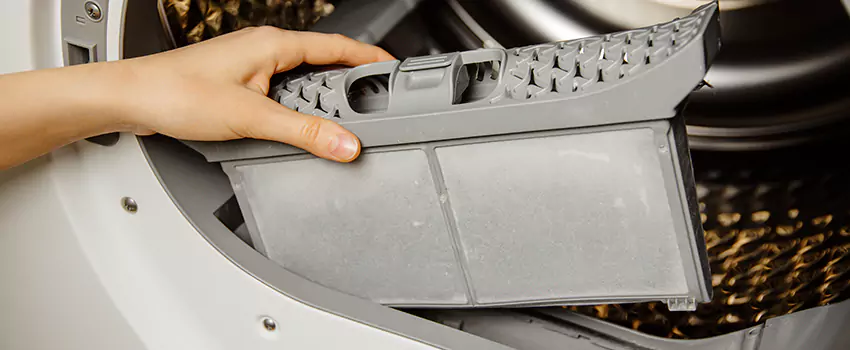 Signs Of A Clogged Dryer Lint Trap in Tyler, Texas